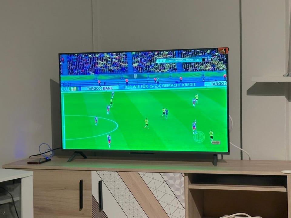 Communal lounge/ TV room, Evening entertainment