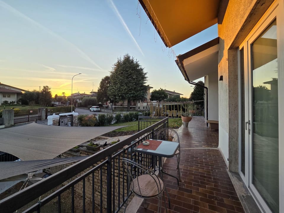 Property building, Balcony/Terrace