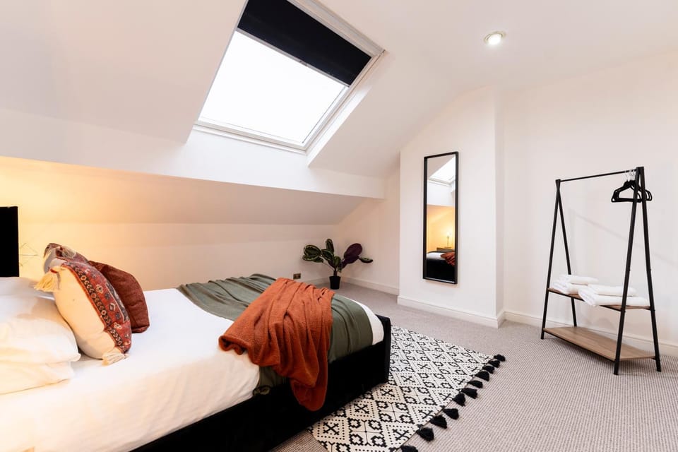 Beautiful Large House in Armley Leeds House in Leeds