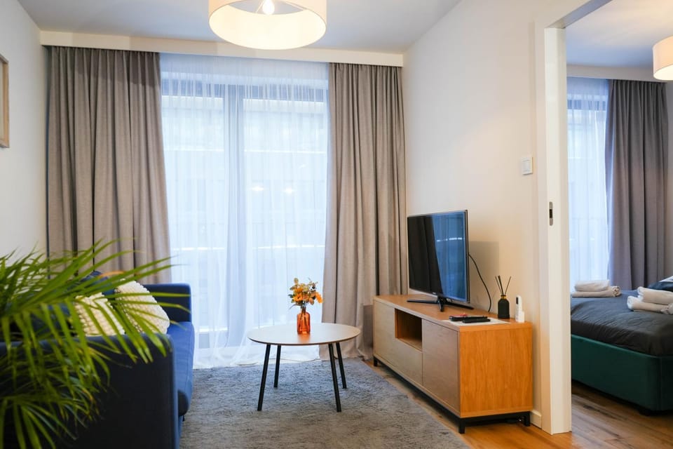 EASY RENT- Wieniawska 80 24h Check-in Apartment in Poland