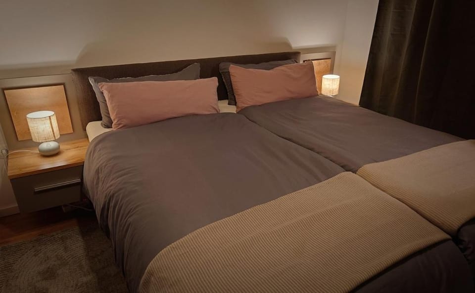 Night, Bedroom