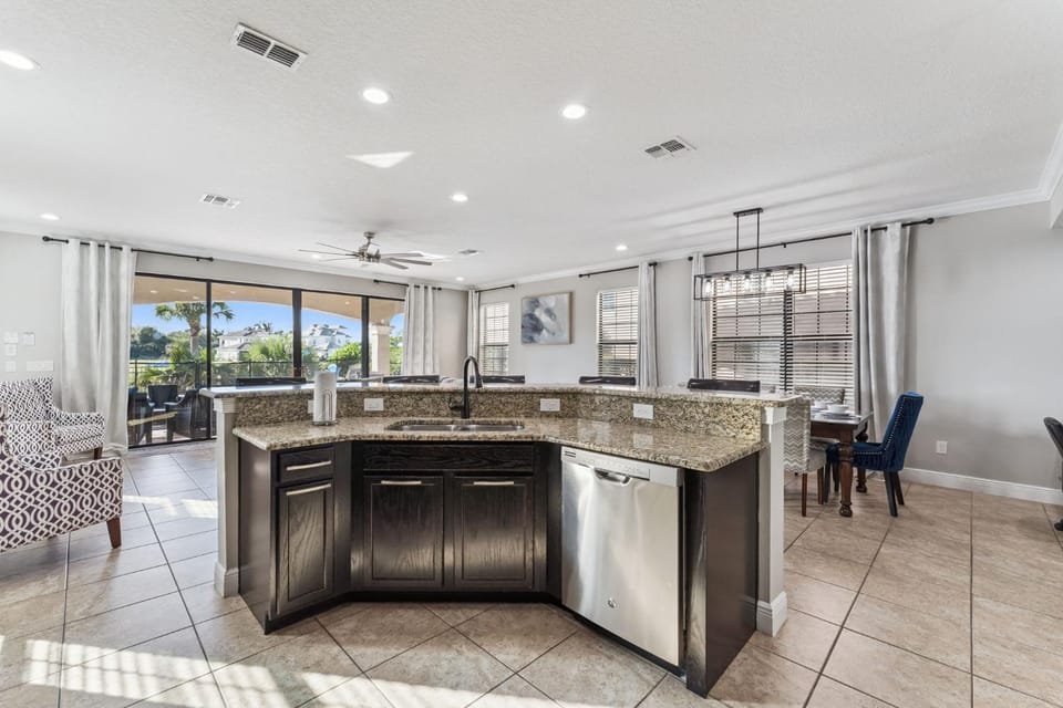 New Castle Pines Family Oasis EPIC Retreat Near Disney House in Four Corners