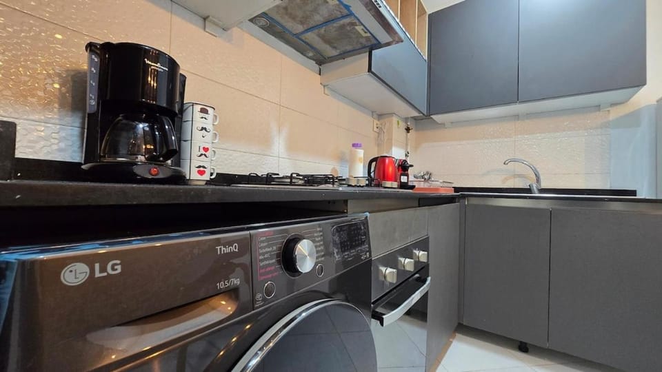 T2 Cosy & Central Akid Lotfi Apartment in Oran