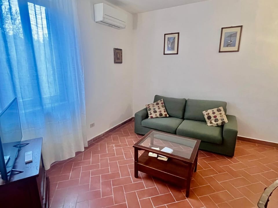 TV and multimedia, Living room, air conditioner
