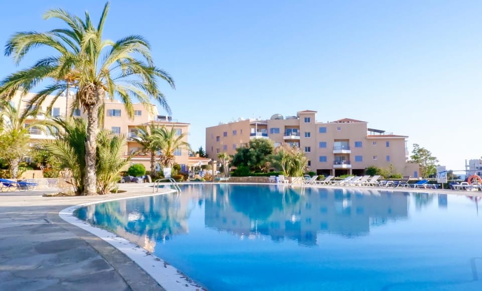 Property building, Pool view, Swimming pool