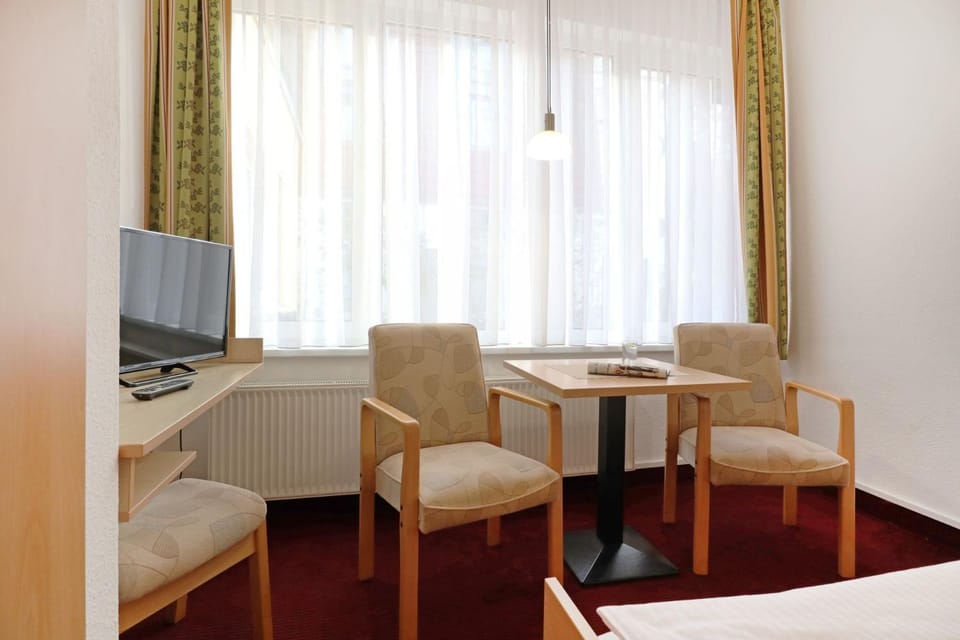 Strandflieder Zimmer 101 Vacation rental in Boltenhagen
