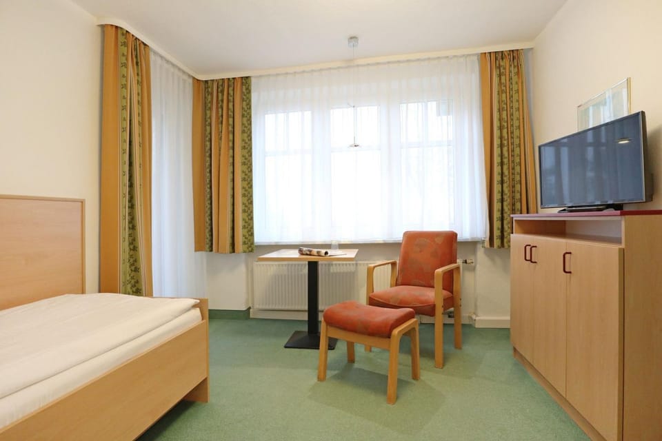 Strandflieder Zimmer 305 Vacation rental in Boltenhagen