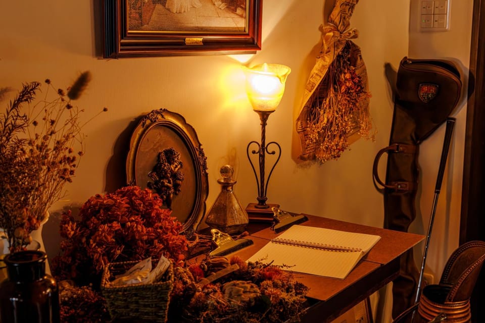 Night, Living room, Decorative detail