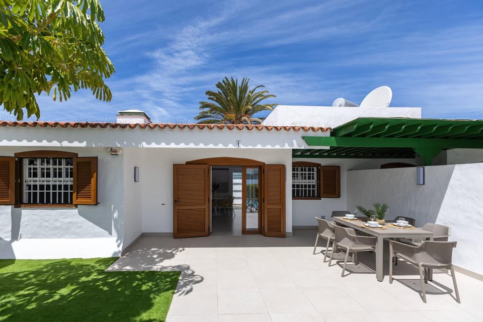 Property building, Balcony/Terrace