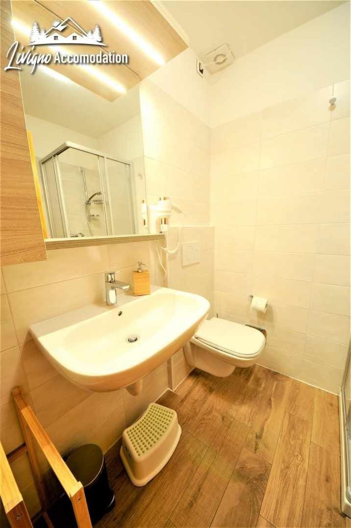 Condominio Teola Leonardo by Livigno Accomodation Apartment in Canton of Grisons