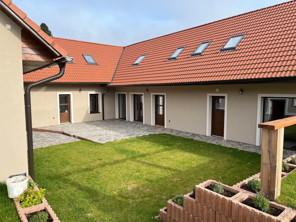 Inner courtyard view