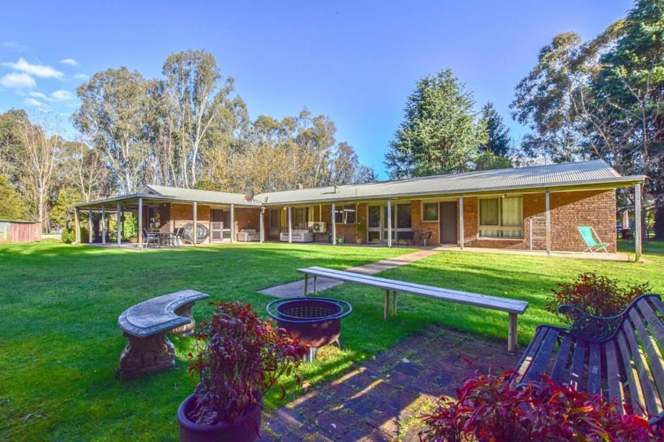 Ovens Valley Retreat - Spacious and cosy home House in Myrtleford