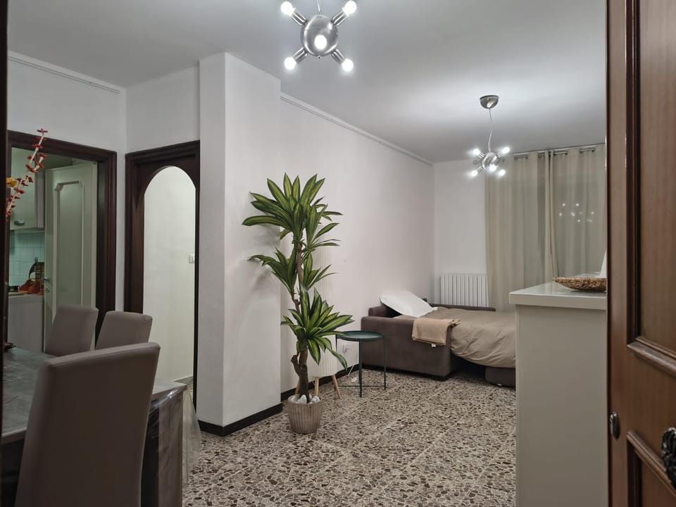 Bed, Living room, Seating area