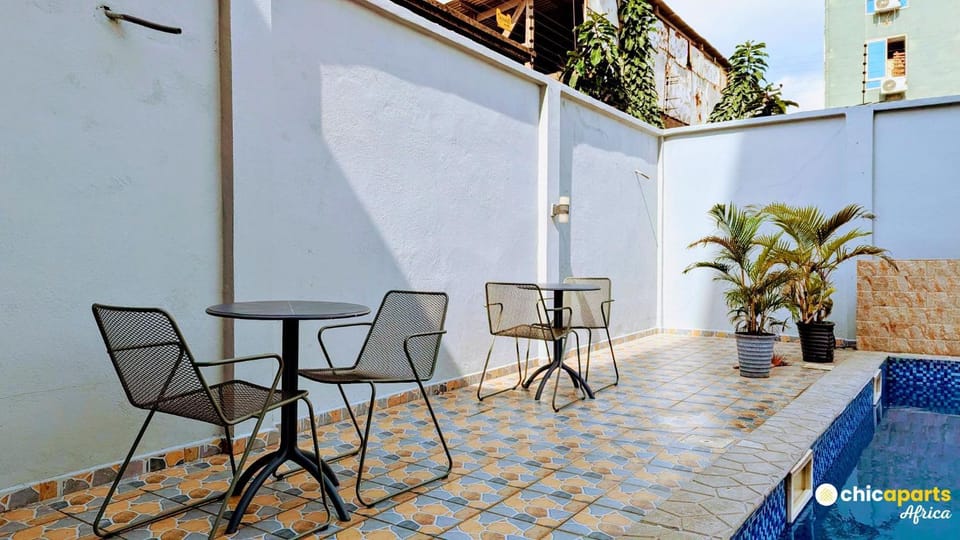Patio, Swimming pool