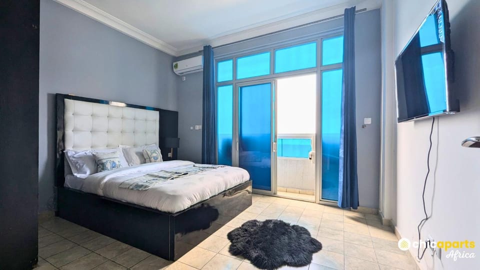 Photo of the whole room, Bedroom, air conditioner