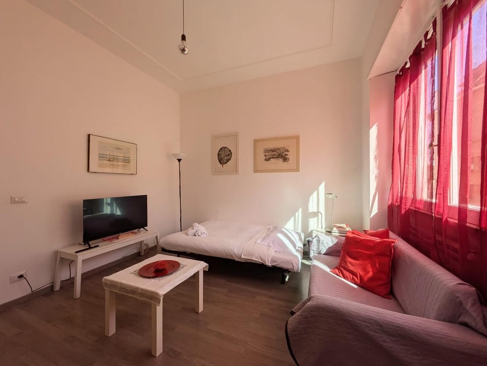 Vintage Piramide Apartment in Rome