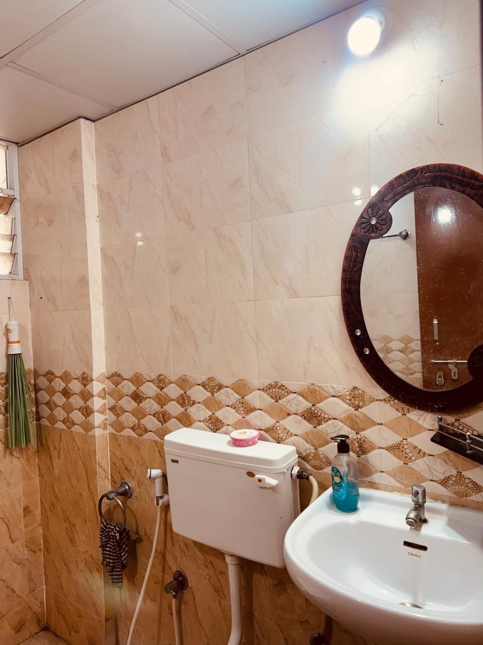 Chic comfort meets city vibes - Home awaits in serenity Apartment in Bengaluru