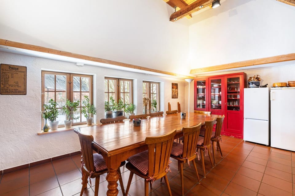 Property building, Kitchen or kitchenette, Living room