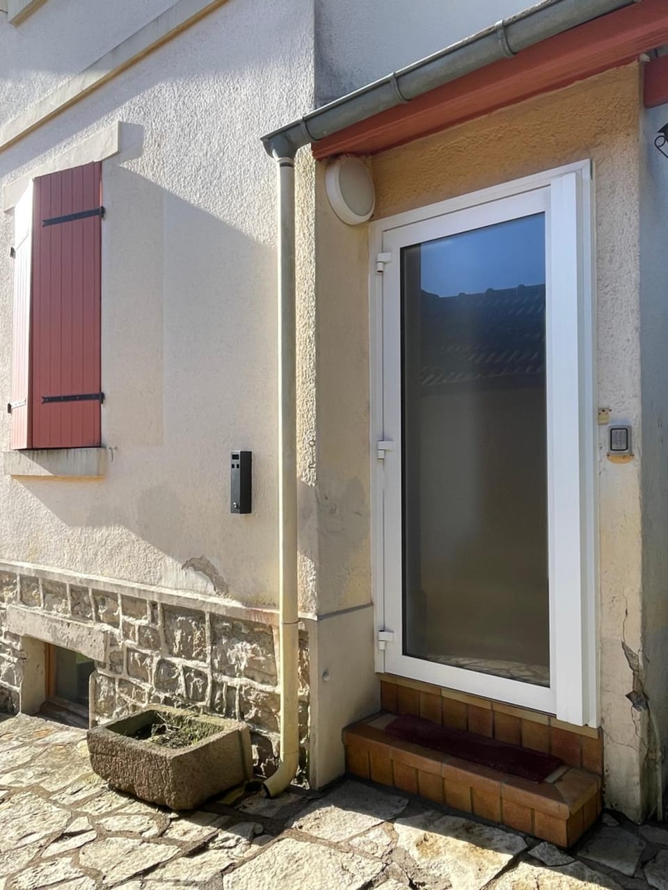 Property building, Facade/entrance