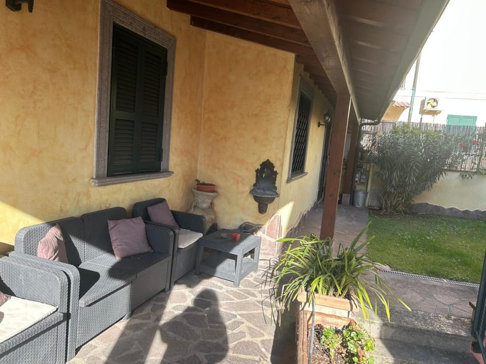 Property building, Balcony/Terrace
