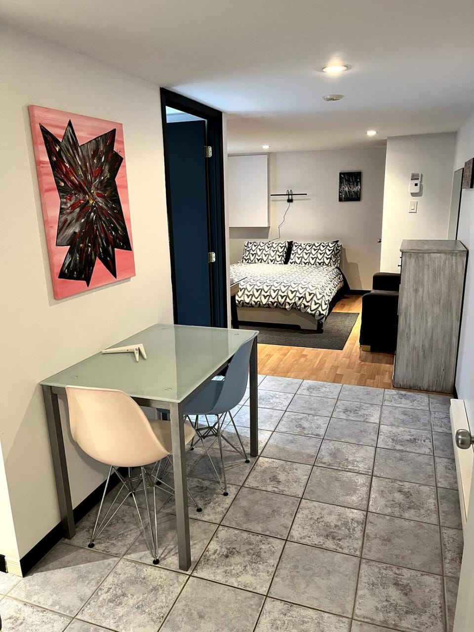 Photo of the whole room, Dining area, Bedroom