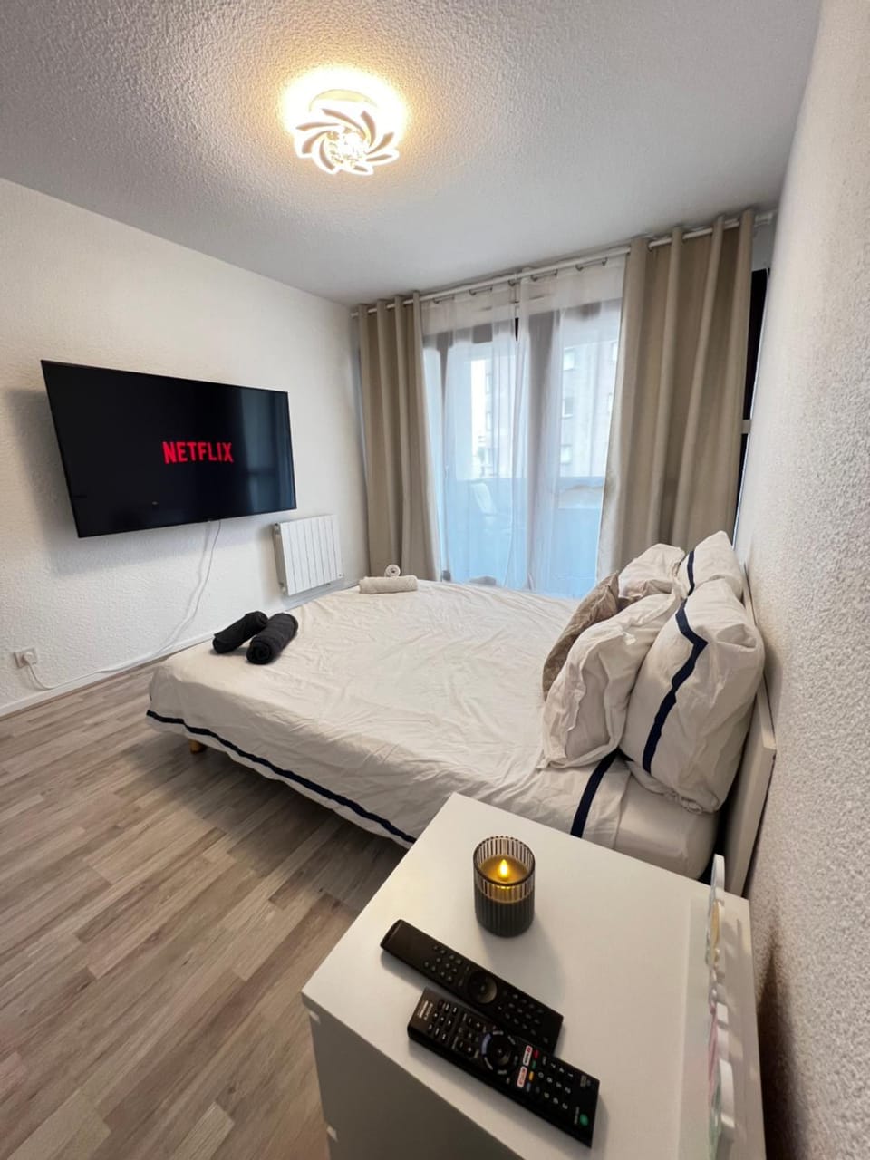 Appartement avec garage, proche du centre Lyon Apartment in Villeurbanne