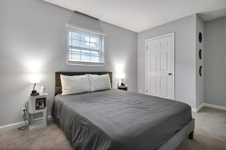 Black And White 1 BR by Ryan Korban Apartment in Durham