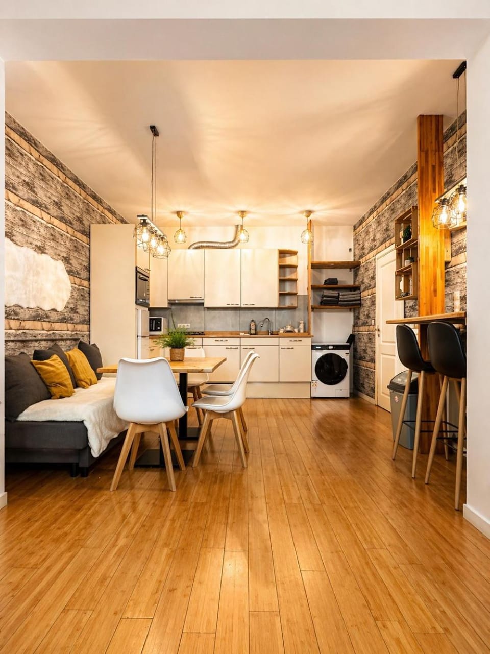 The Cozy Louise Nest Apartment in Saint-Gilles