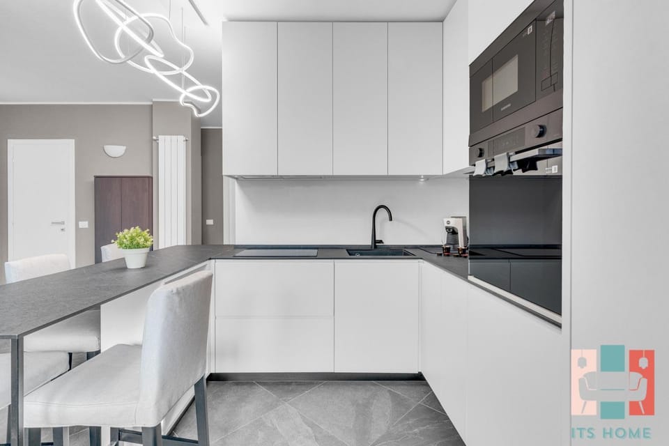 Kitchen or kitchenette, Dining area, dishwasher, stove