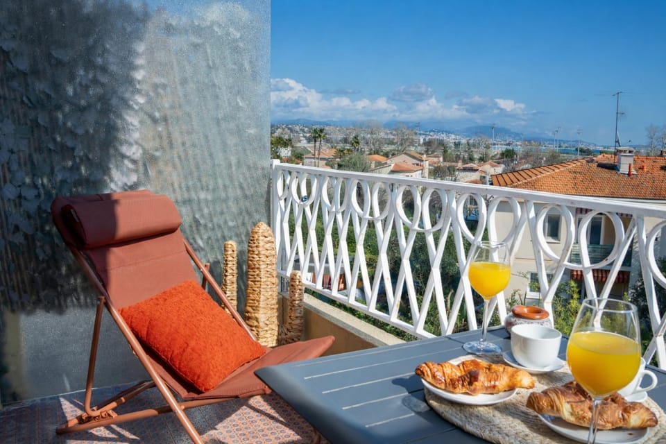 Balcony/Terrace, Balcony/Terrace, Breakfast