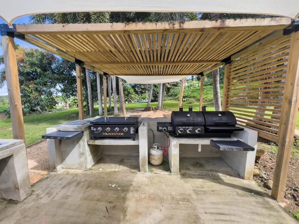 Casa Luquillo Cozy Retreat House With Pool n Tub House in Fajardo