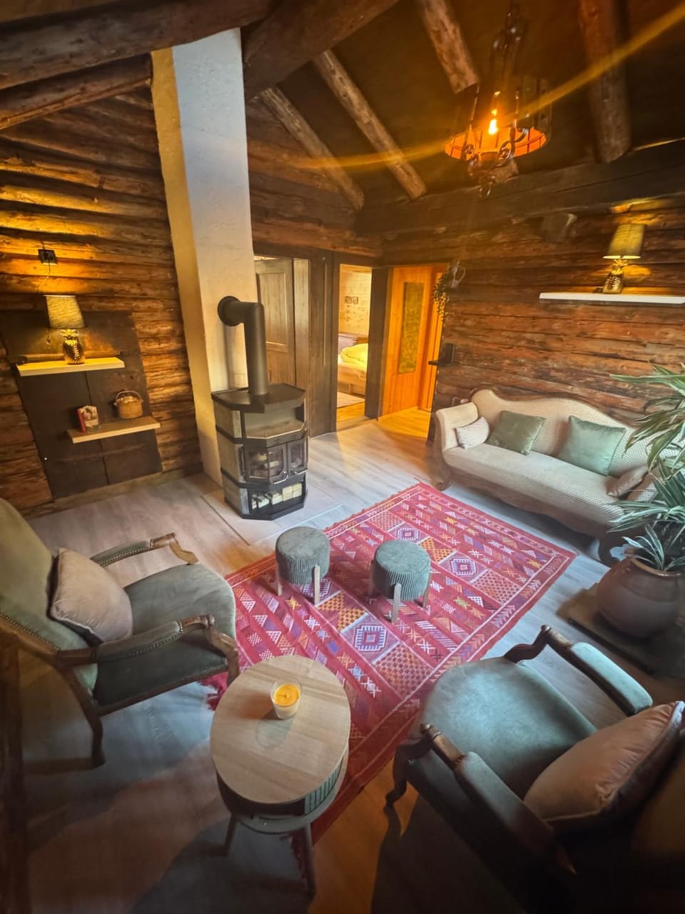 Living room, Seating area