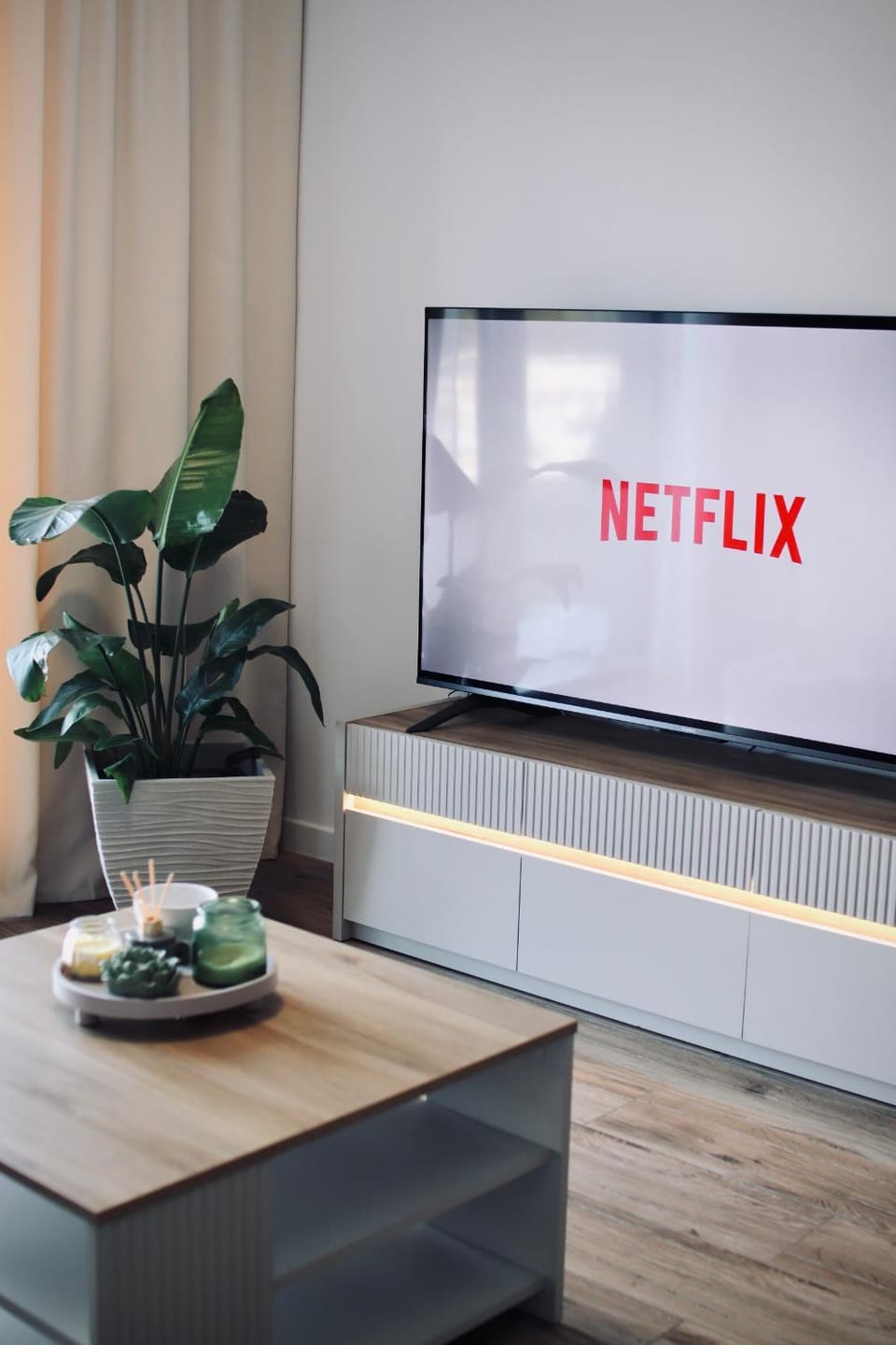 Communal lounge/ TV room, TV and multimedia, Evening entertainment