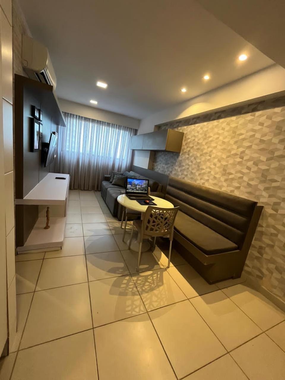 Communal lounge/ TV room, Bed, Living room, Seating area, Dining area