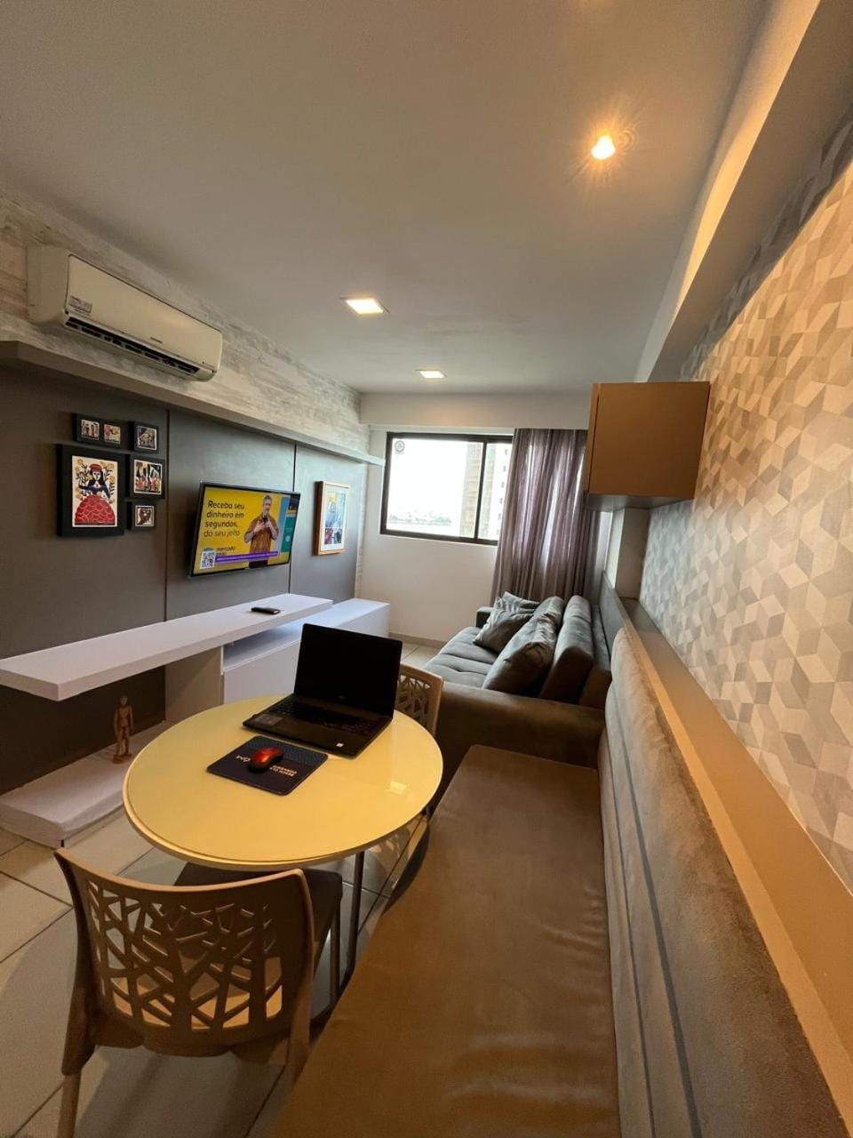 Communal lounge/ TV room, Bed, Living room, Seating area, Dining area