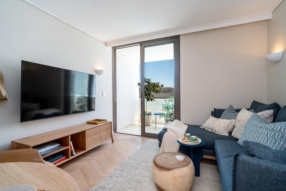 TV and multimedia, Balcony/Terrace, Living room