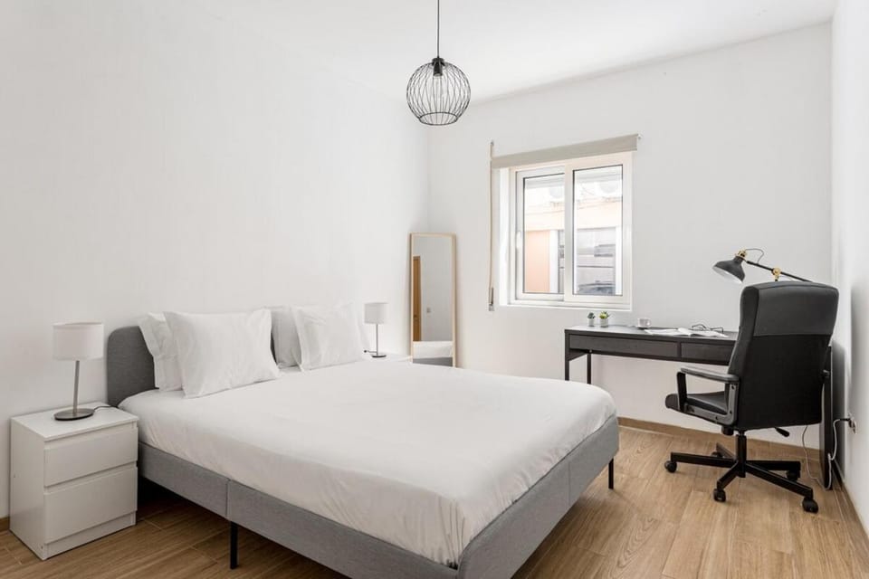 GuestReady - Central & spacious apartment in Porto Apartment in Porto