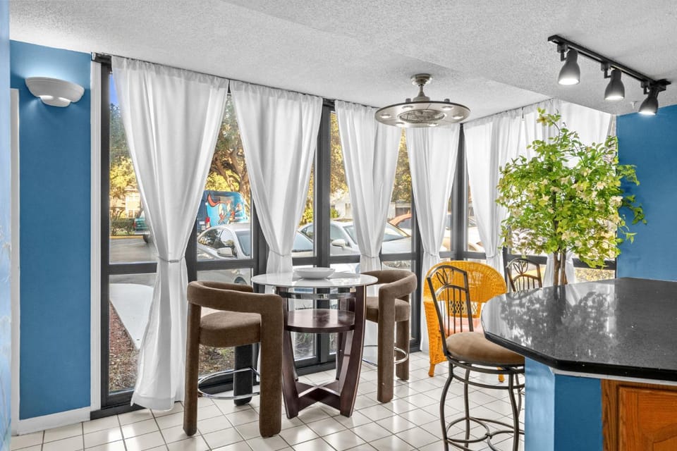 Sea Mark Tower Unit 101 - Resort View House in Myrtle Beach