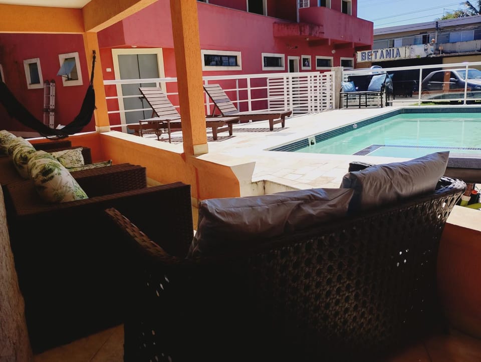 Triplex com Piscina Moradias Maestrelli House in Guaratuba