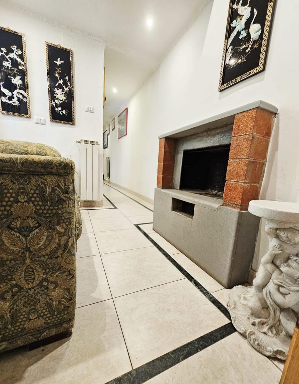TV and multimedia, Seating area