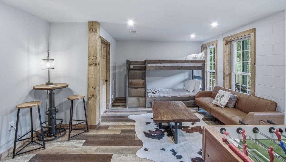 Riverfront Family Retreat that Sleeps 10 with Water Views & Hot Tub House in Sevier County