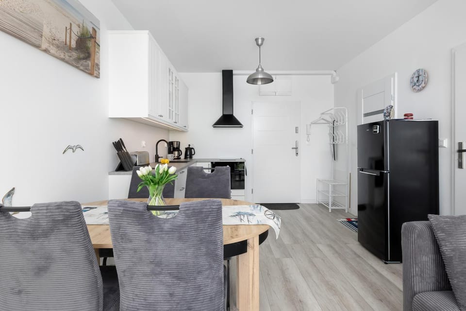 Kitchen or kitchenette, Dining area, pet friendly, stove