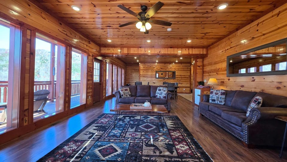 Luxe Cabin Sleeps 14 Indoor Pool Hot Tub Games Cabin in Gatlinburg