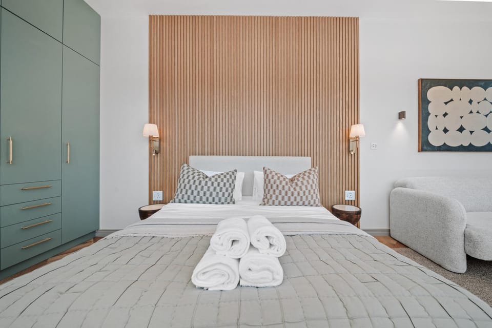 Bed, Photo of the whole room, Bedroom, towels, wardrobe
