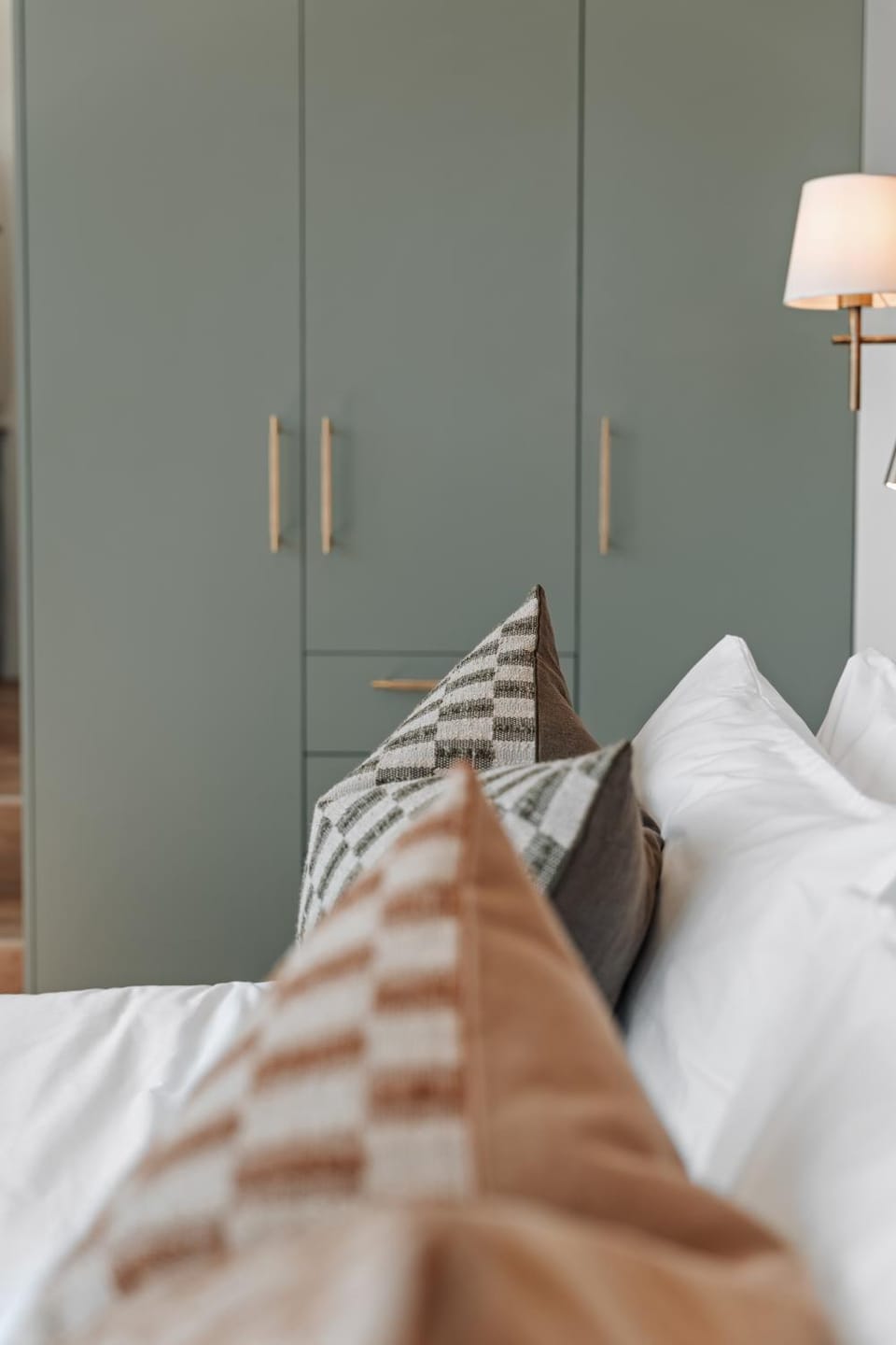 Bed, Bedroom, wardrobe