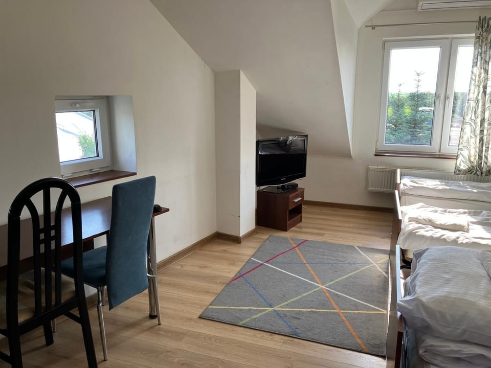 TV and multimedia, Photo of the whole room