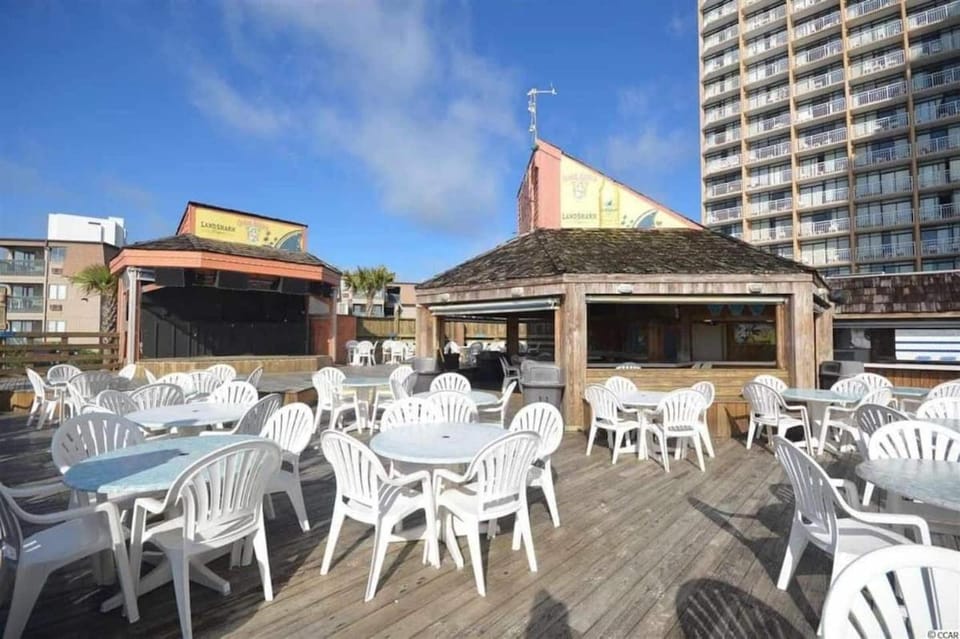 12F Paradise 2BR Oceanfront Suite! SOC1227 Apartment in South Carolina