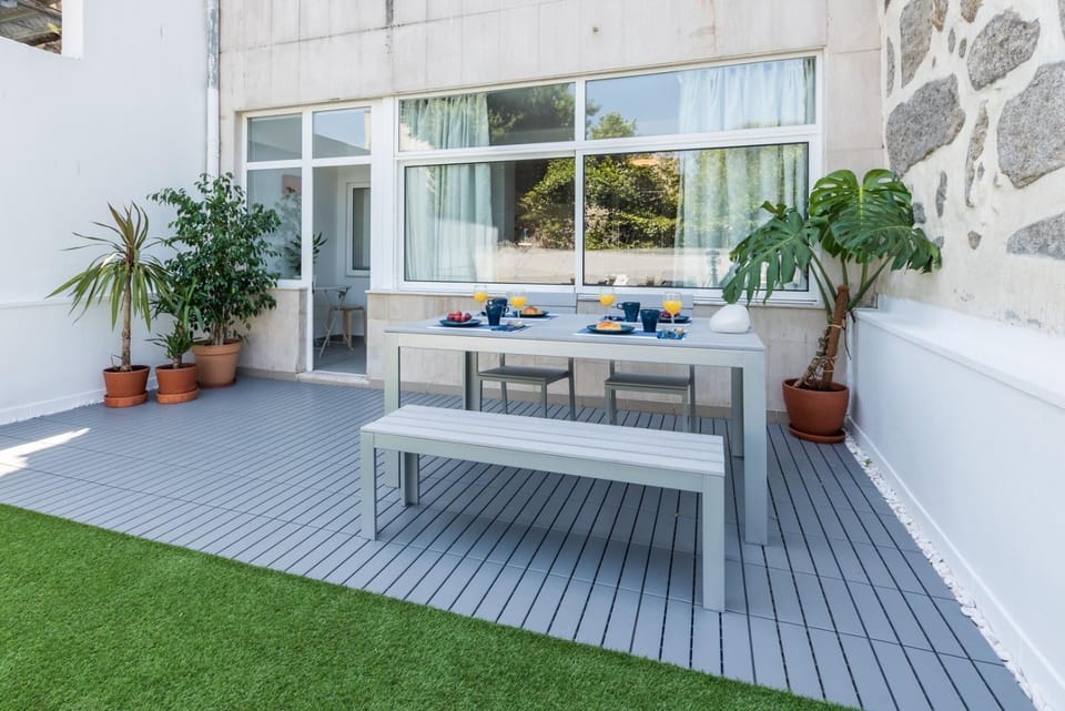 GuestReady - Sunny patio paradise in Porto Apartment in Porto
