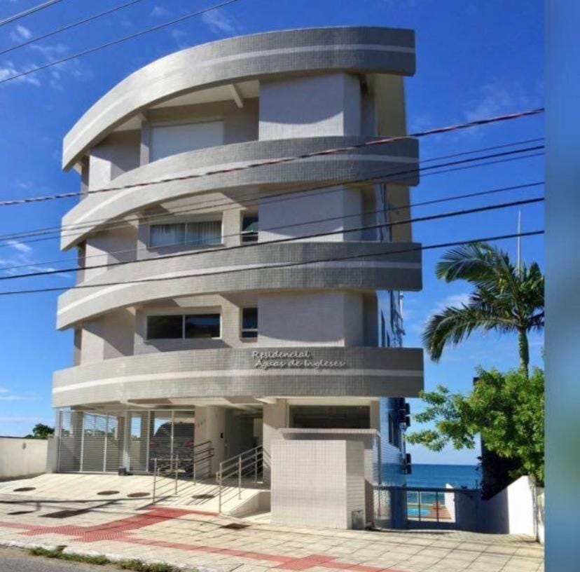 Cobertura espetacular com jacuzzi frente mar Apartment in Florianopolis