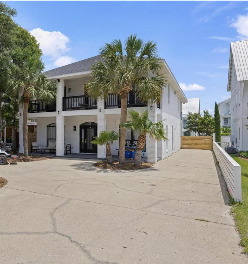 Book Me Baby! Coastal Cove in Crystal Beach House in Destin